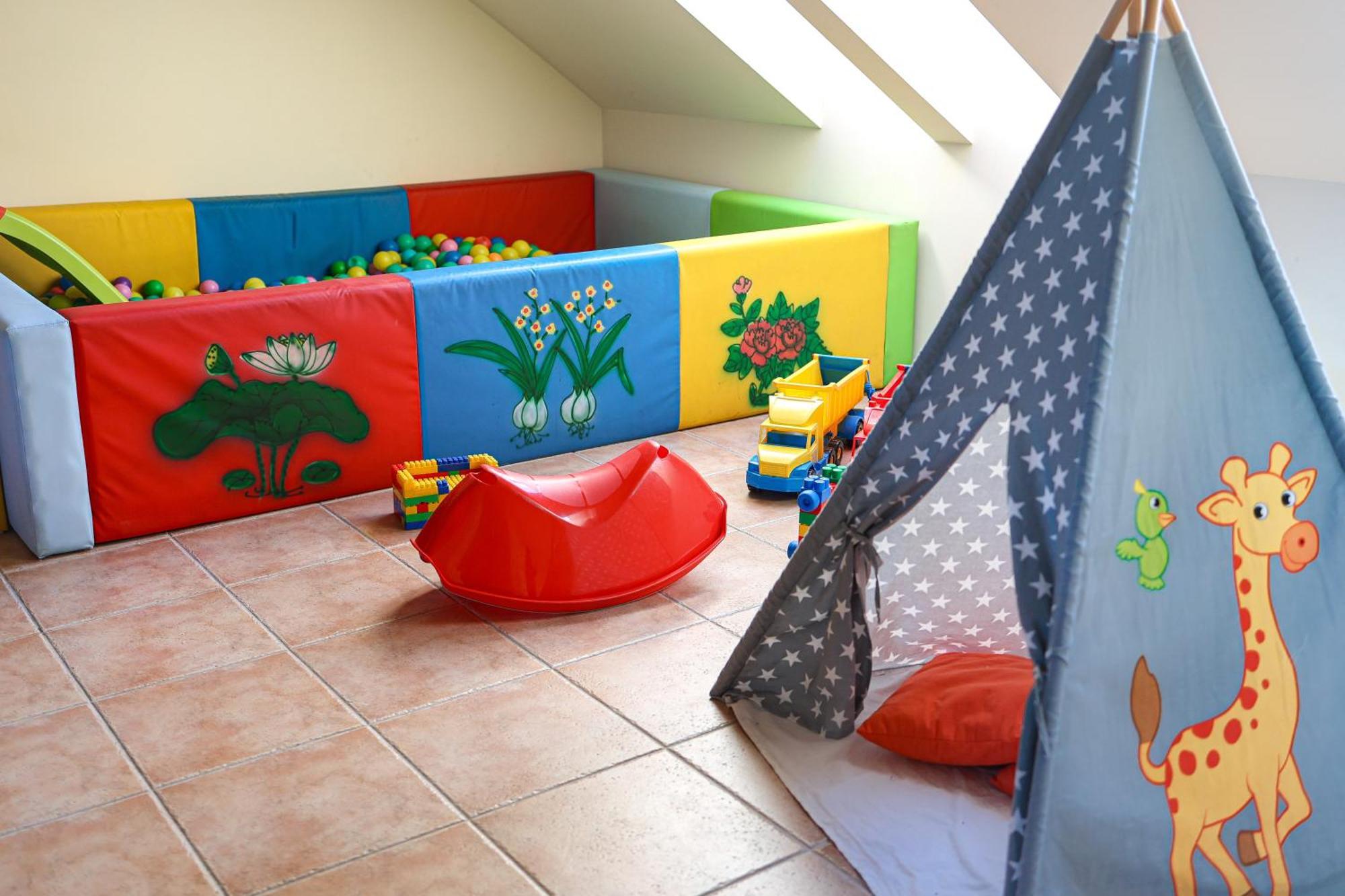 Amelia Apartamenty - Sala Zabaw, 2 Sypialnie, Garaz Podziemny Władysławowo Екстериор снимка